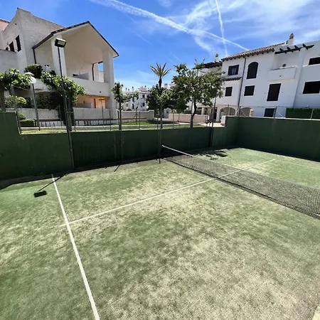 Playa Cargador Parque Azahar Apartment